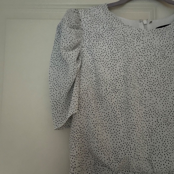 Short Dotted Dress - Picture 11 of 13